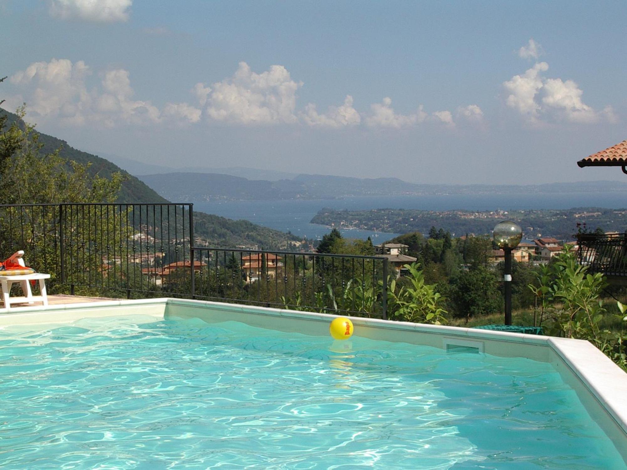 Relax Vista Lago Villanuova sul clisi Buitenkant foto